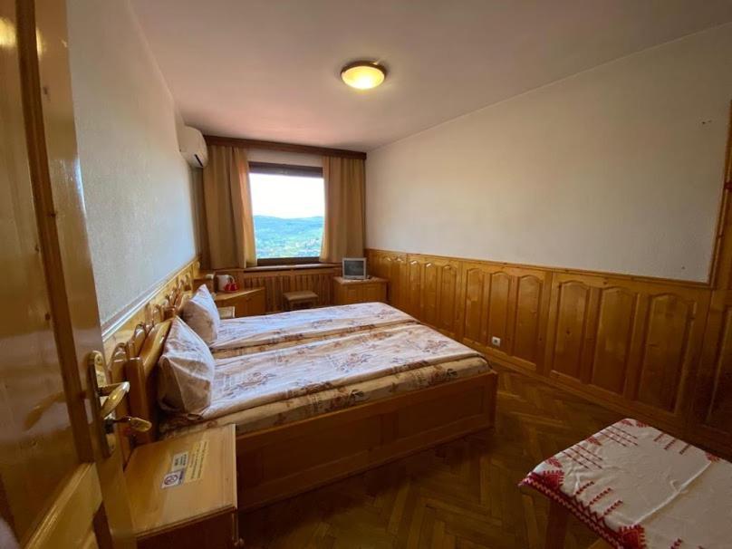 Hotel Comfort Велико-Тырново Экстерьер фото