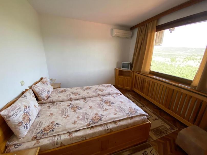 Hotel Comfort Велико-Тырново Экстерьер фото